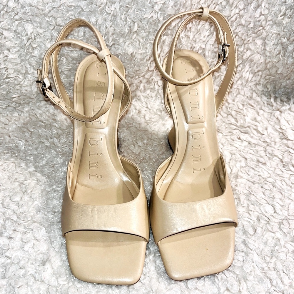 Gianni Bini Wedge Sandals - Picture 6 of 7